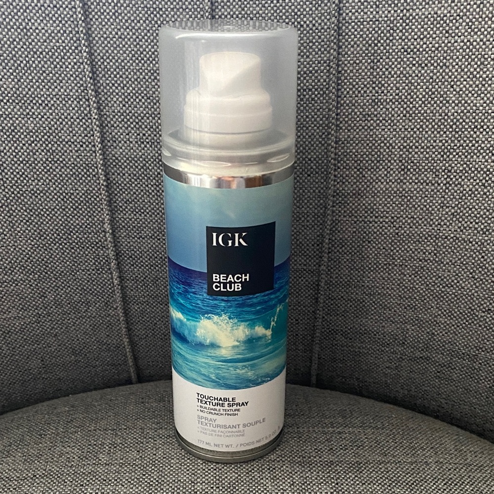 IGK Beach Club Touchable Texture Spray